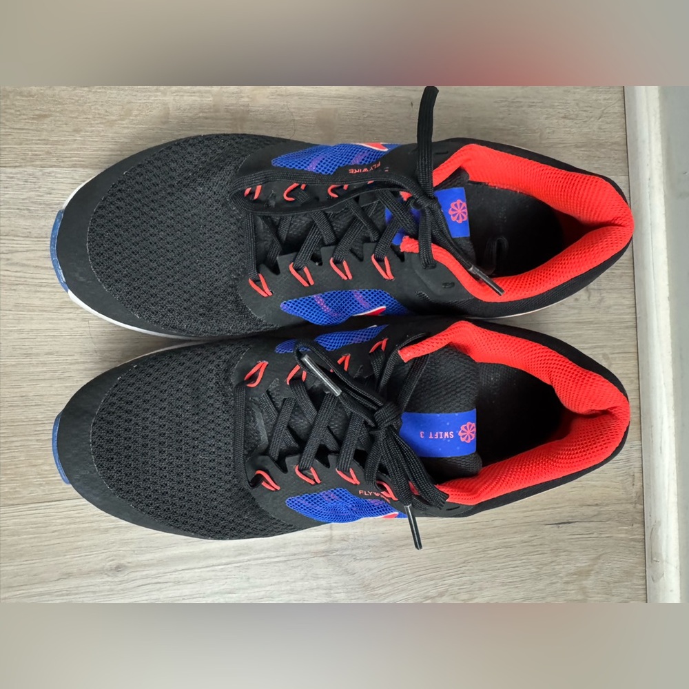 Nike Run Swift 3 Women’s Running Shoe in Black Racer Blue Crimson Size 9 - Picture 3 of 6